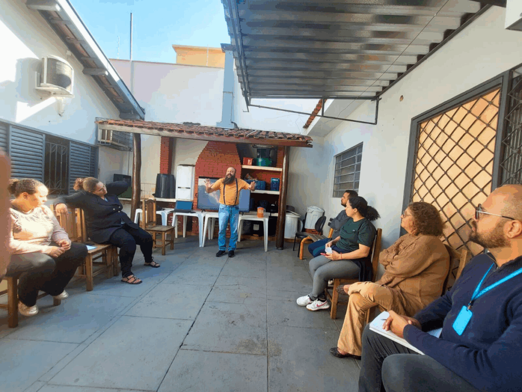 Treinamento para servidores em instituição de acolhimento